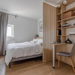https://little-attic-by-citylife-suites.bucharesthotelsnow.com